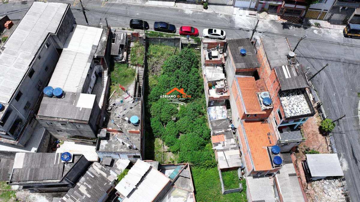 Lote à venda em Embu das Artes, Vila Regina, 165,00m² - ADRIANO CONSULTOR DE IMÓVEIS