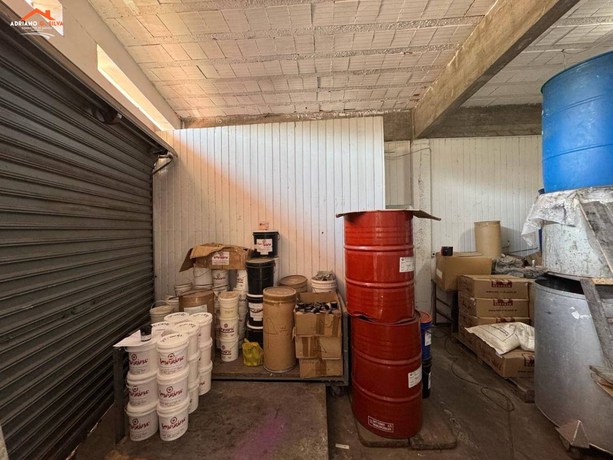 Prédio comercial à venda em Embu das Artes, Jardim Sadie, com 2 quartos, 337,80m² - ADRIANO CONSULTOR DE IMÓVEIS