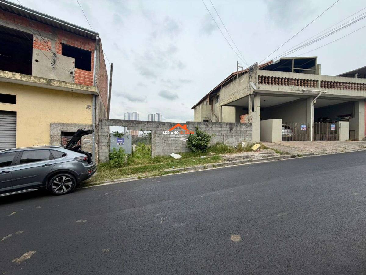 Projeto desenvolvido para 8 apartamentos. - ADRIANO CONSULTOR DE IMÓVEIS