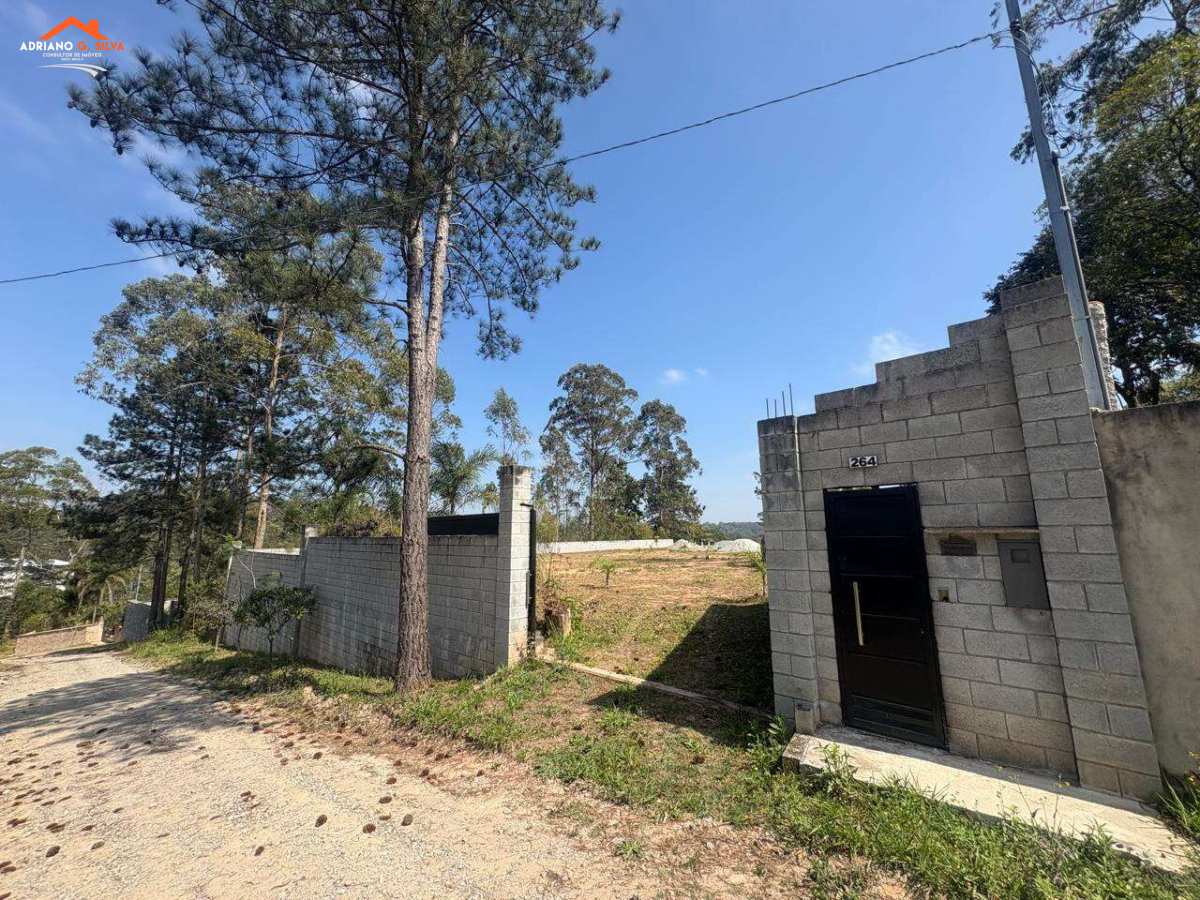 Terreno em Embu das Artes, Invernada, 2.100,00m² - ADRIANO CONSULTOR DE IMÓVEIS