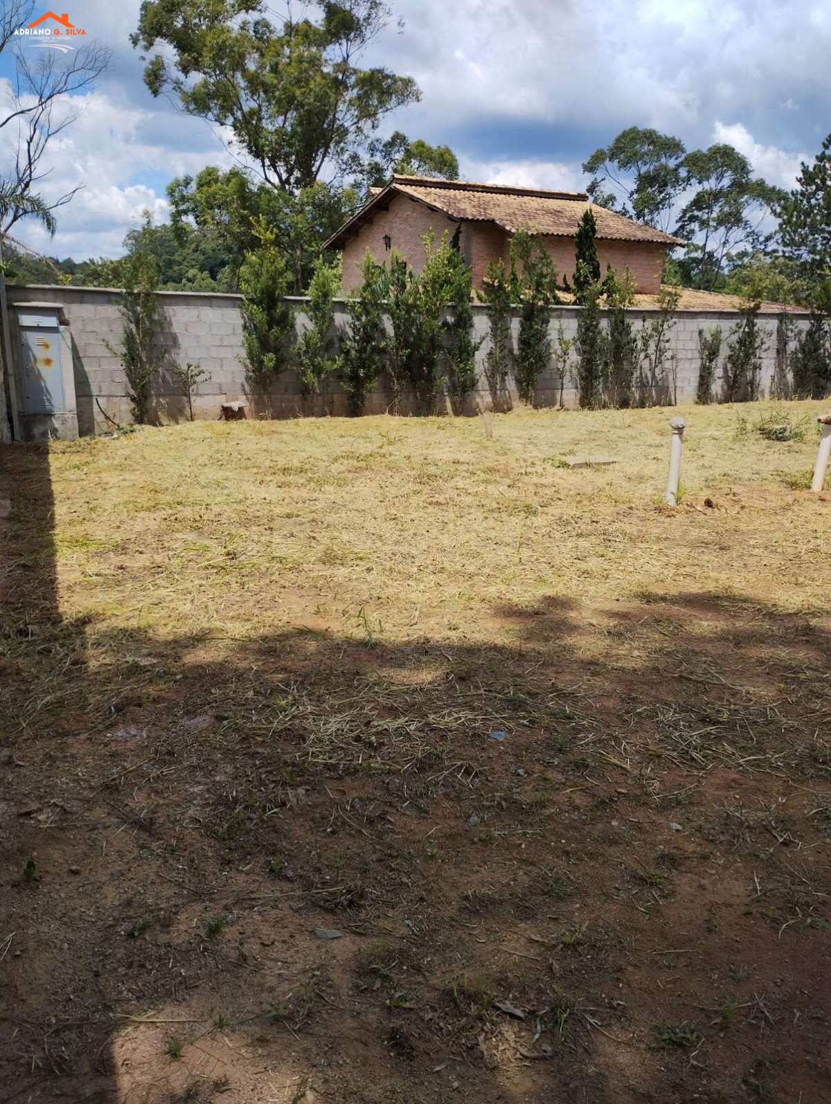 Terreno à venda em Embu das Artes, Invernada, 1.500,00m² - ADRIANO CONSULTOR DE IMÓVEIS