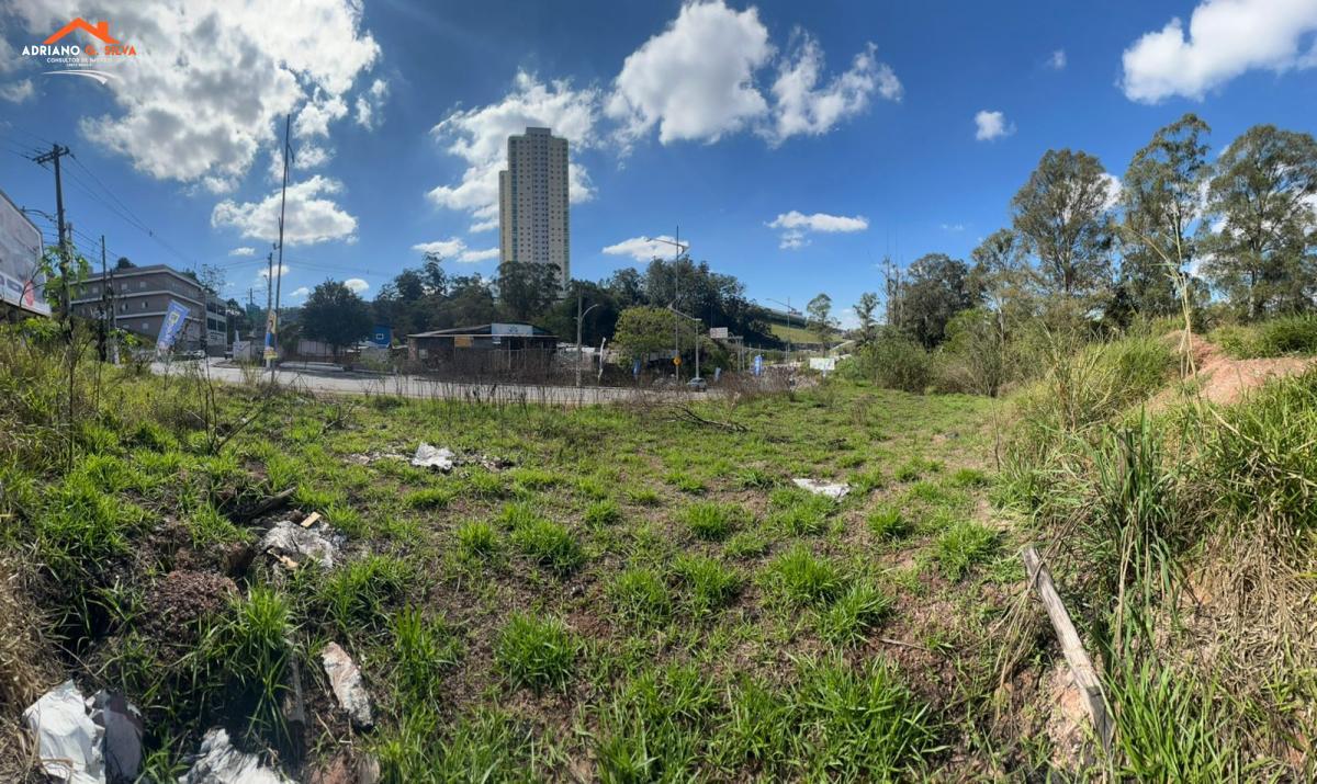 Terreno Comercial para Venda em Embu das Artes / SP no bairro CERCADO GRANDE - ADRIANO CONSULTOR DE IMÓVEIS
