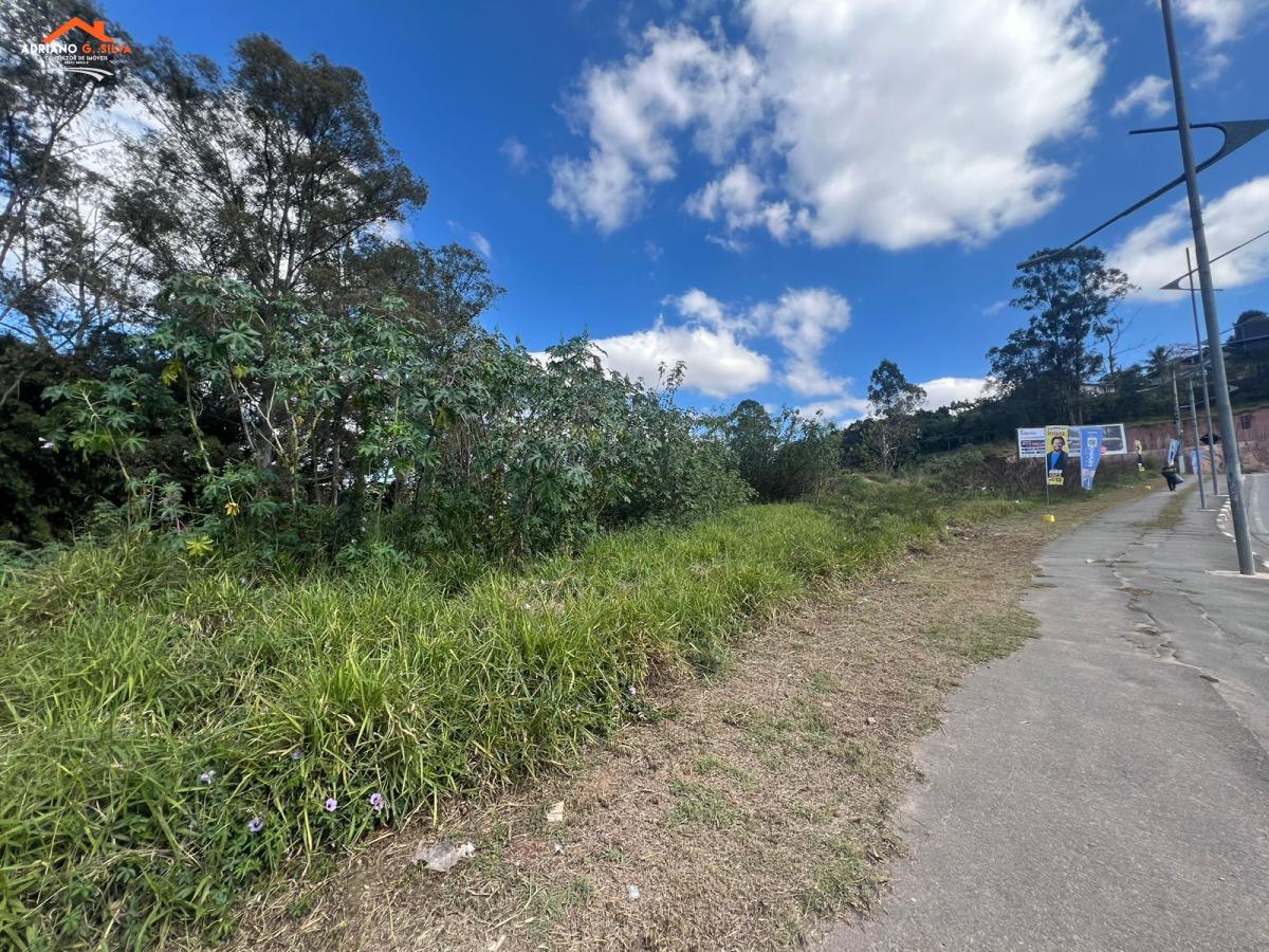 Terreno Comercial para Venda em Embu das Artes / SP no bairro CERCADO GRANDE - ADRIANO CONSULTOR DE IMÓVEIS
